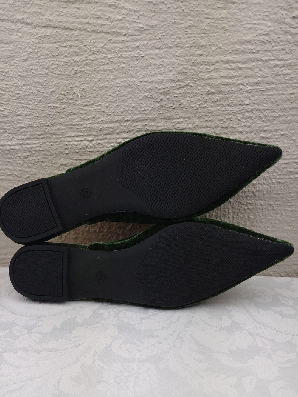 Weiweinvlang Dark Green Floral Embroidered Velvet Point Toe Low Heel Mule Shoe - Picture 7 of 16